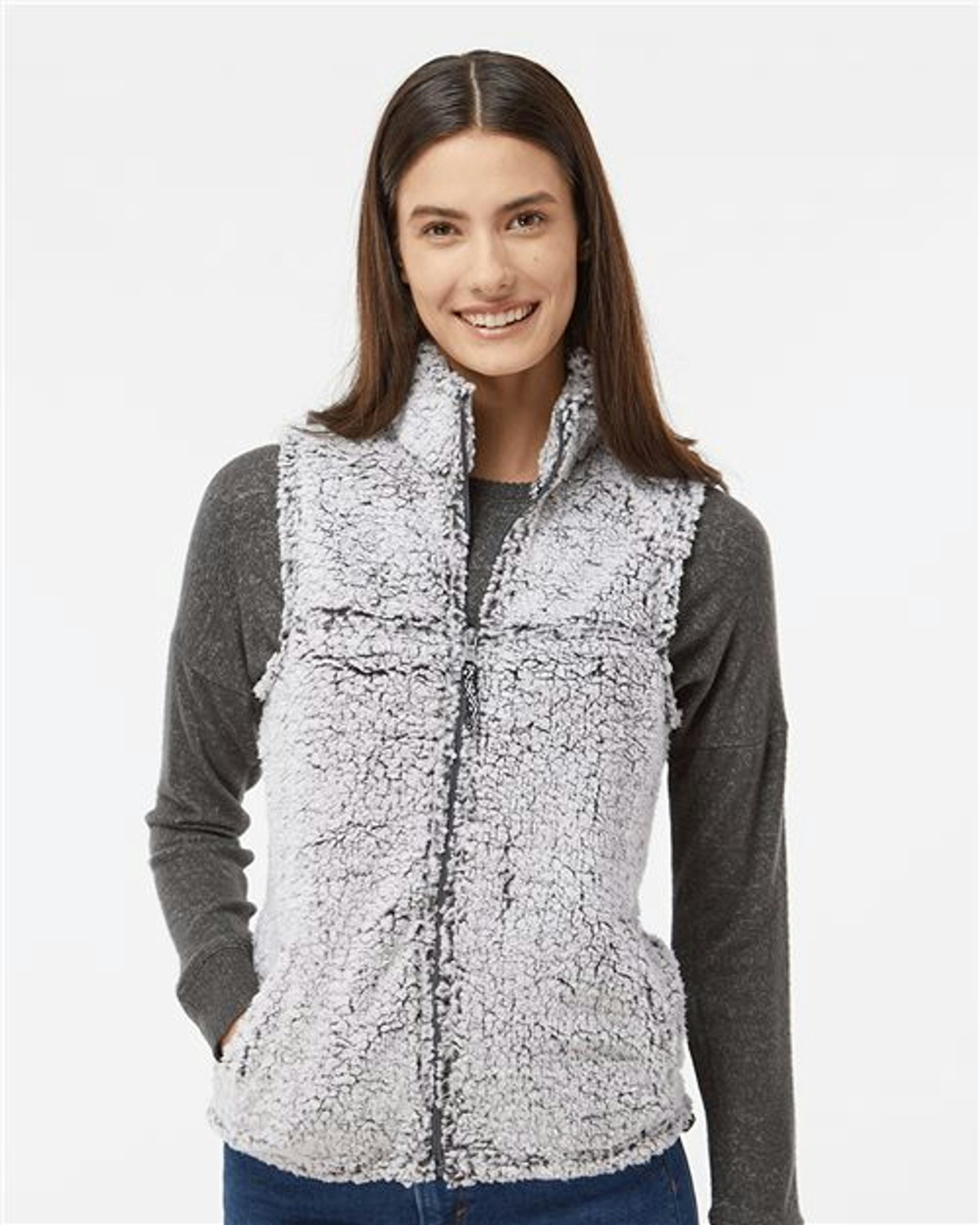 Women’s Sherpa Full-Zip Vest [Q11]