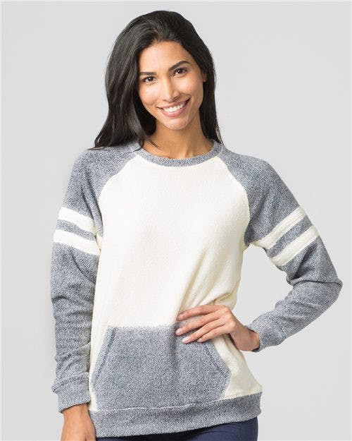 Women's Cozy Contrast Fleece Pullover [L04]