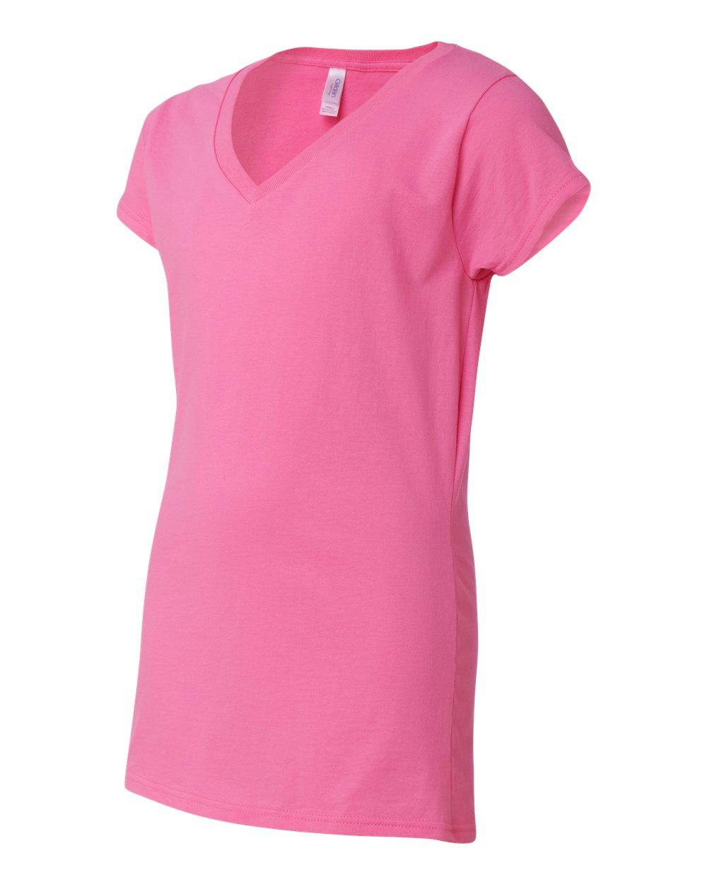 Softstyle® Women’s V-Neck T-Shirt [64V00L]